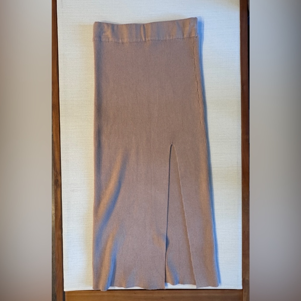 Hey Babe Pencil Tube tan Skirt size S